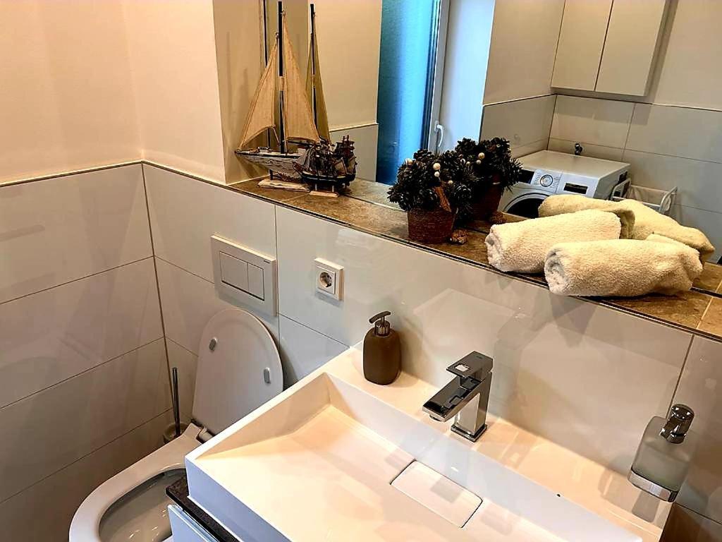 Apartments Bei Playmobil Eg,130M2,Grosse Terassen,24H Self Check-In, Free Parking Zirndorf Exterior foto