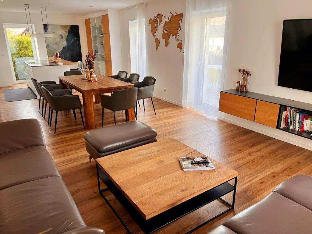 Apartments Bei Playmobil Eg,130M2,Grosse Terassen,24H Self Check-In, Free Parking Zirndorf Exterior foto